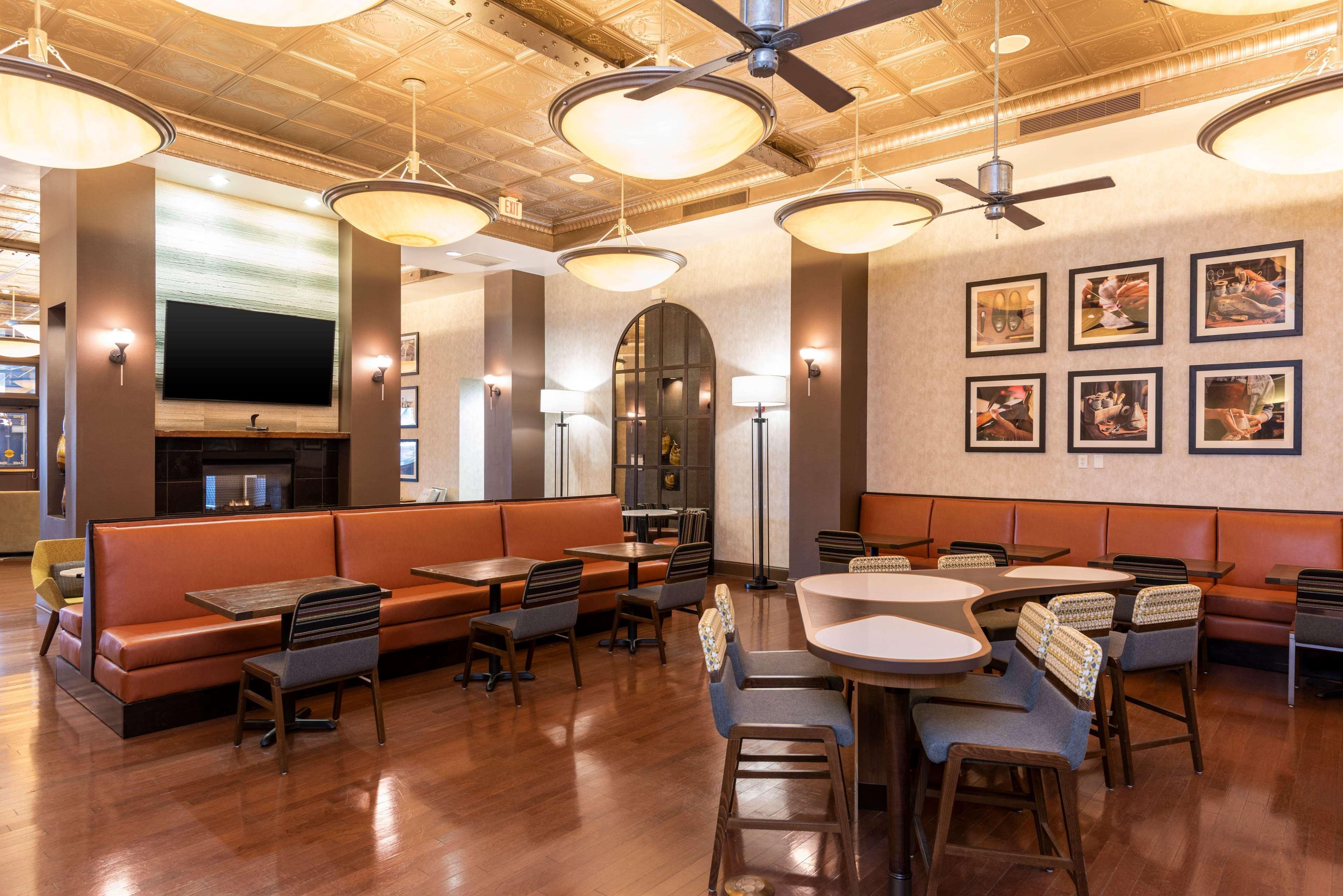 Homewood Suites By Hilton Indianapolis Downtown Екстер'єр фото