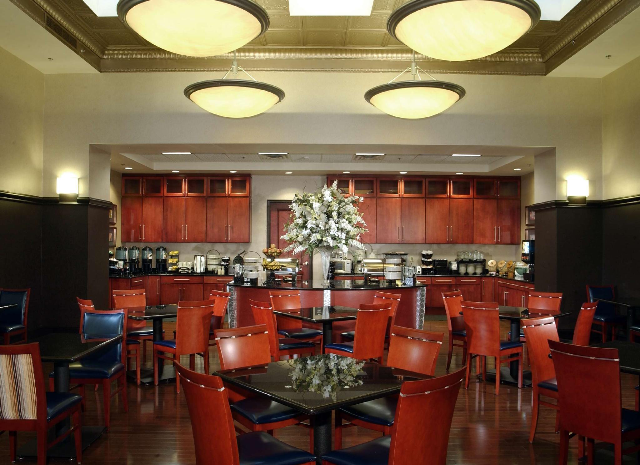 Homewood Suites By Hilton Indianapolis Downtown Екстер'єр фото
