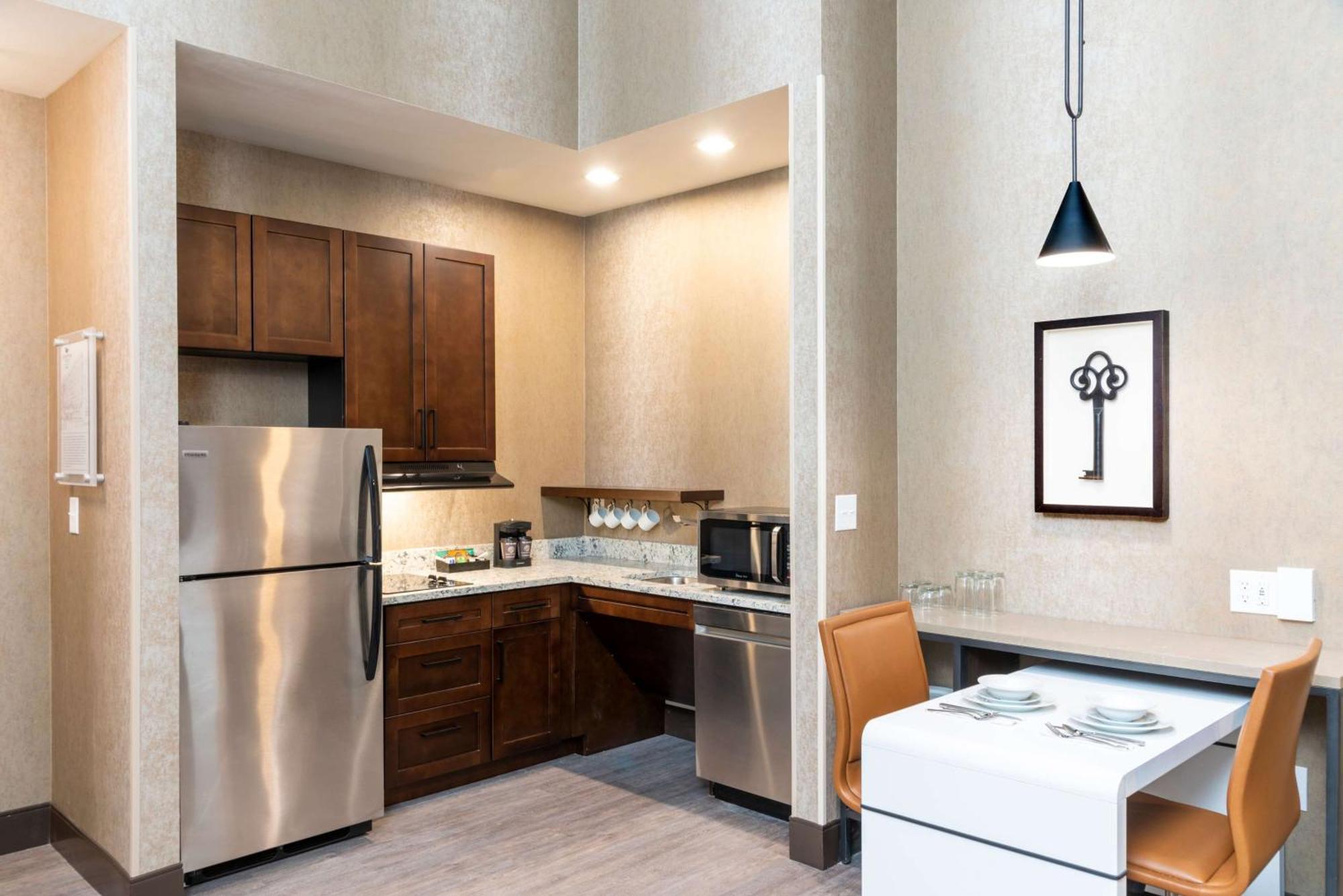 Homewood Suites By Hilton Indianapolis Downtown Екстер'єр фото