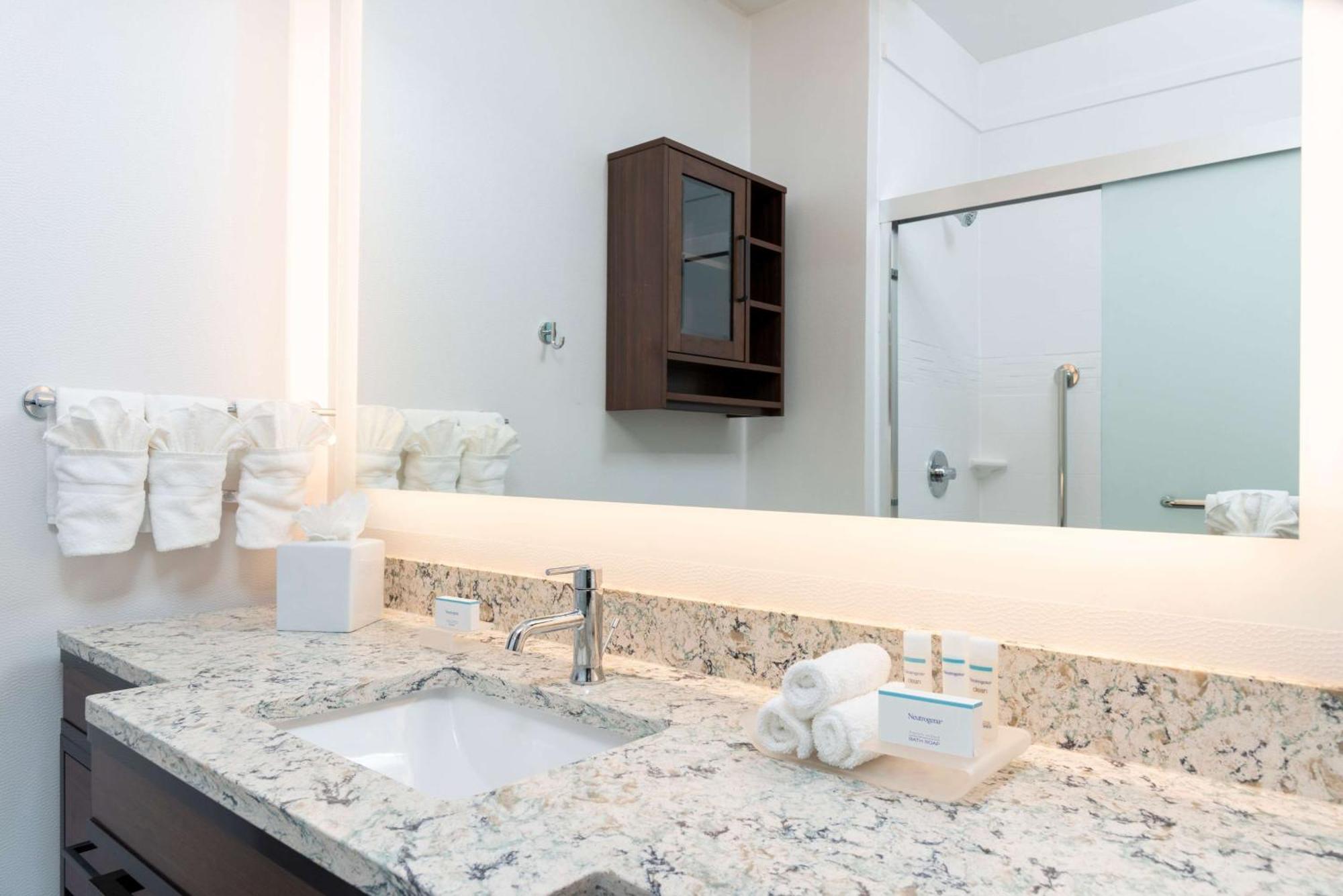 Homewood Suites By Hilton Indianapolis Downtown Екстер'єр фото