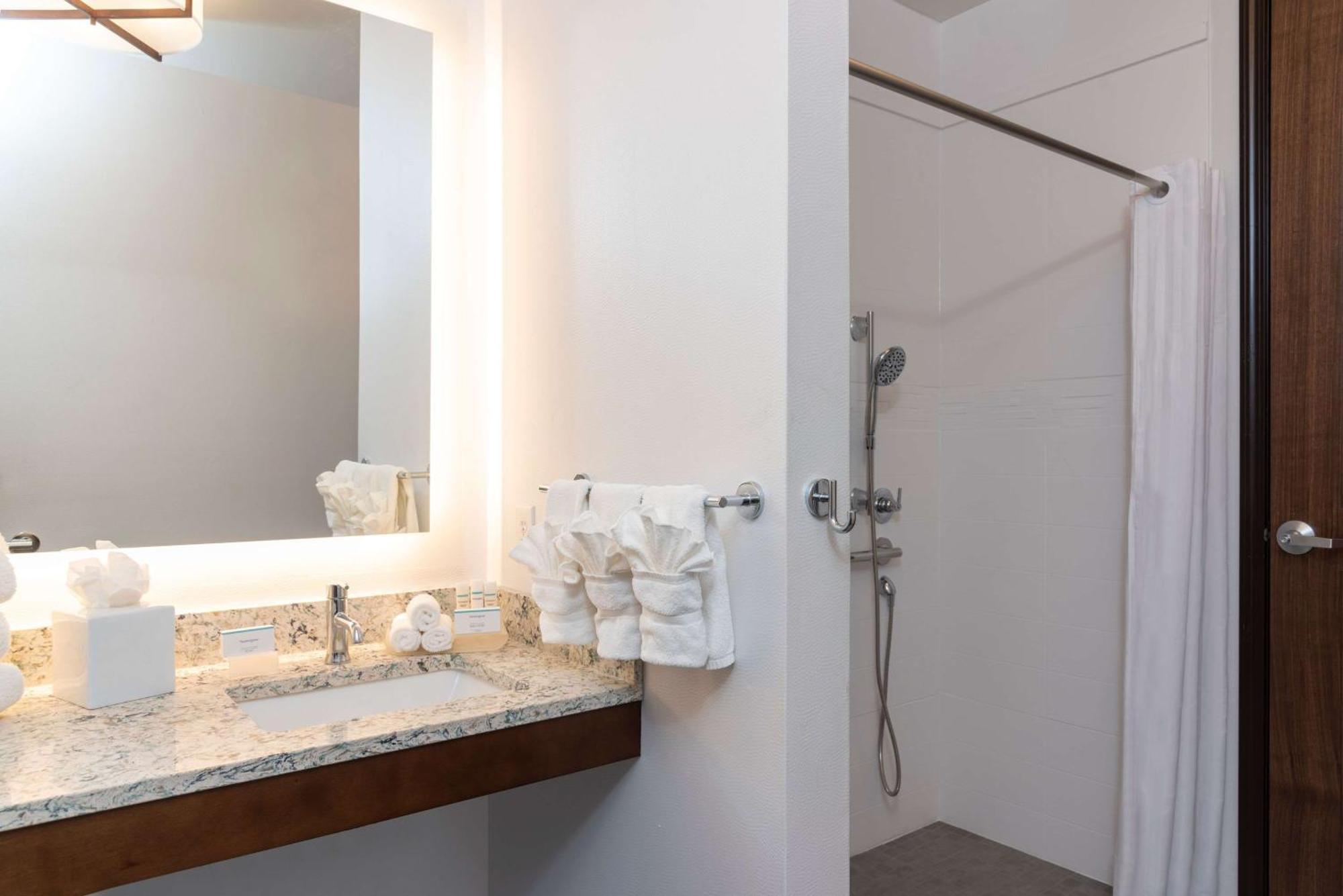 Homewood Suites By Hilton Indianapolis Downtown Екстер'єр фото