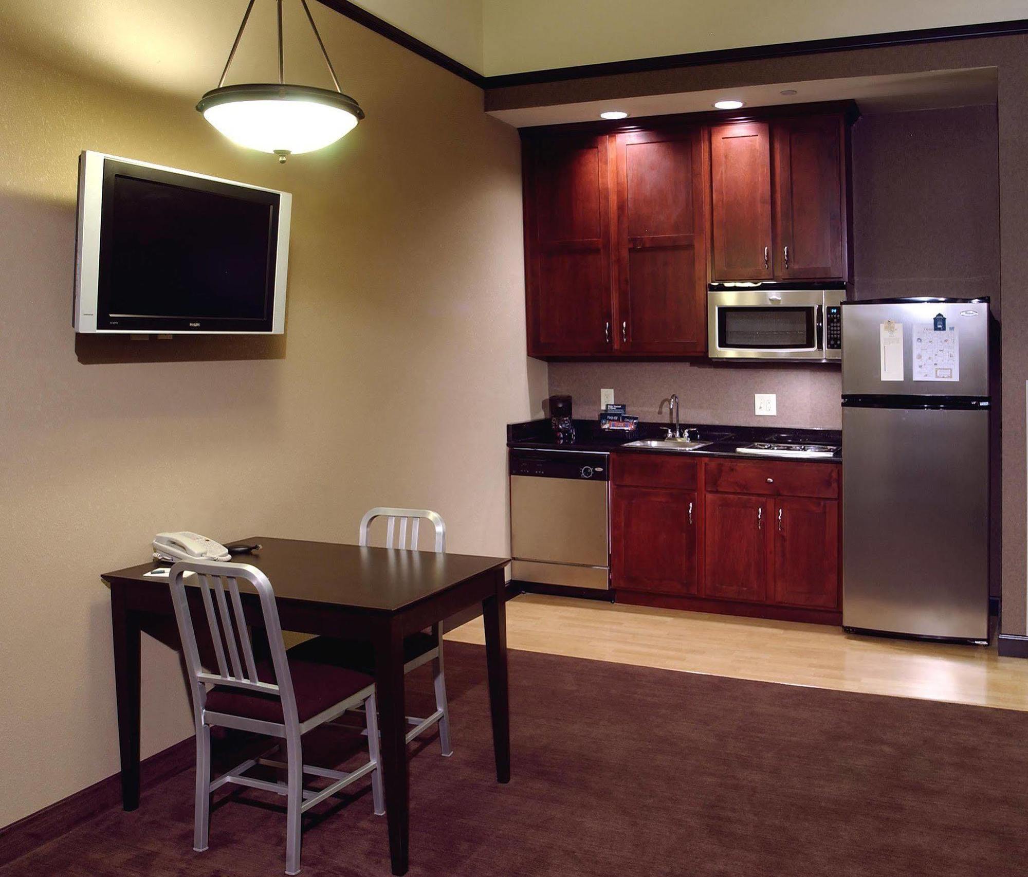 Homewood Suites By Hilton Indianapolis Downtown Екстер'єр фото